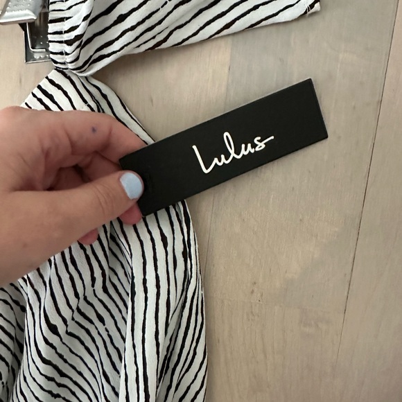 Lulus romper - Picture 3 of 3